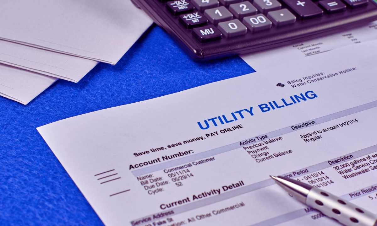 Utility bill showing heating usage separated from supply and delivery charges